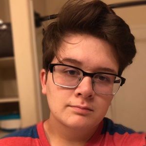 Meet your Posher, Cameron